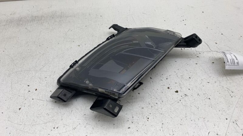 100599500D 2012-2020 Tesla Model S Front Driver Side LED Fog Light Cornering Lamp Left Assy