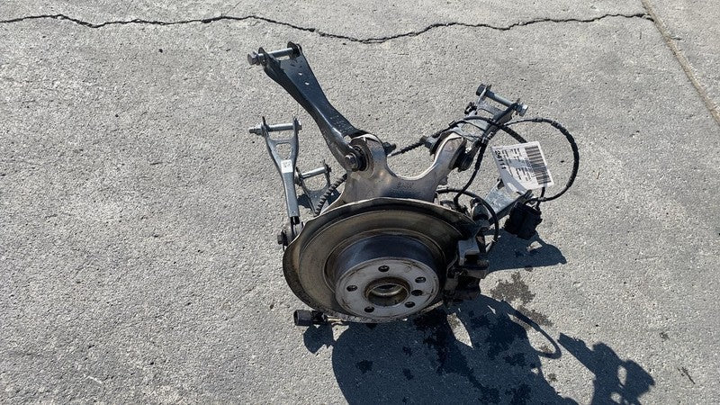 ⭕ 2014-2020 BMW i3 Rear Passenger Side Knuckle + Brake Caliper + Rotor Right RWD
