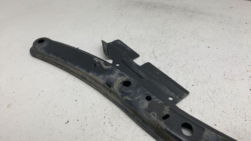 2013 2014 2015 2016 2017 2018 Ford C-Max Front Suspension Bar Support Beam Assy