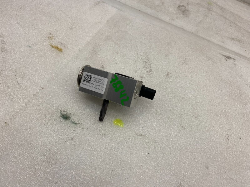 1101878 00 A ⭕ 17-22 Model 3 Air Conditioner HVAC Heater Core Valve Tube Sensor 1101878-00-A