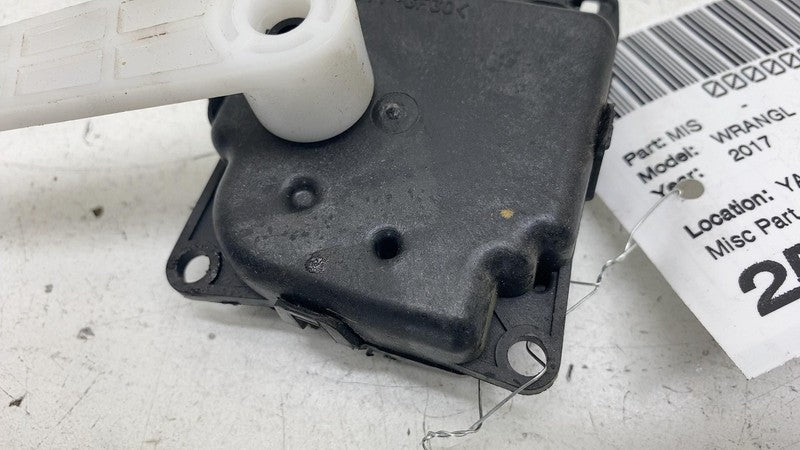 AA1138002640 ⭕ 2007-2017 Jeep Wrangler 3.6L V6 HVAC Heater Blend Door Actuator Assembly OEM