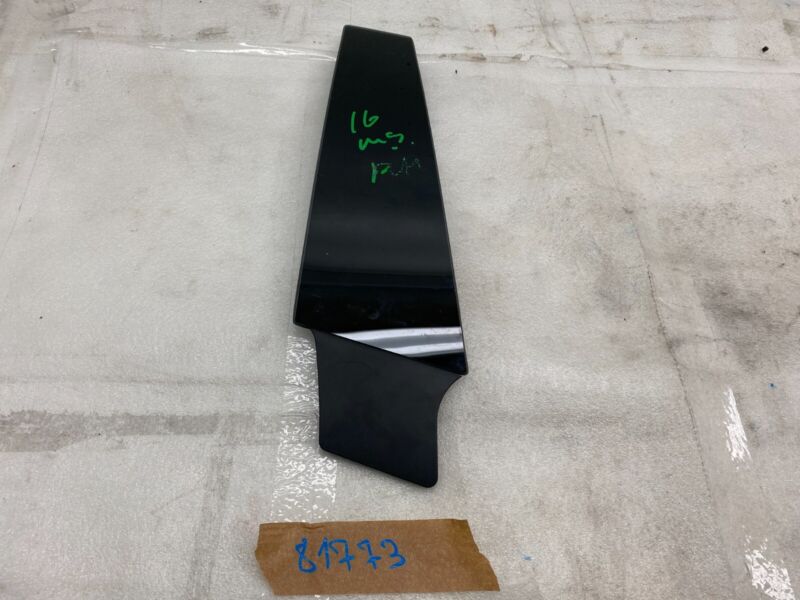 2012-2015 Tesla Model S MS Right B-Pillar Molding Applique Glass Trim Cover RH