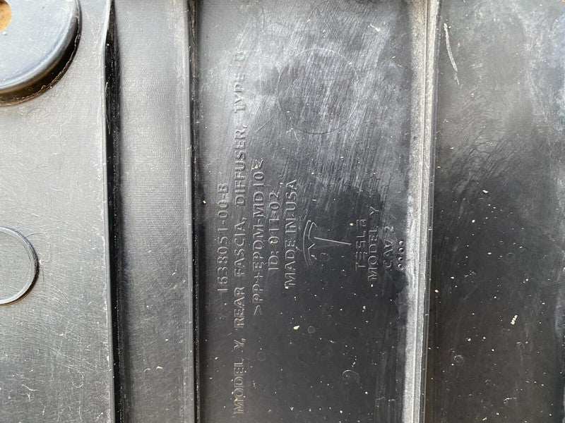 1638051 00 B ⭕ 20-23 Model Y Rear Bumper Diffuser Lower Splash Shield Undertray 1638051-00-B