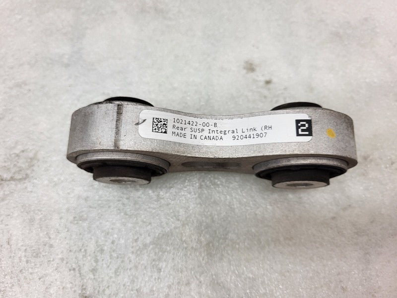 1021422-00-B ⭕ 12-20 Tesla Model S Rear Right Suspension Wishbone Integral Link 1021422-00-B