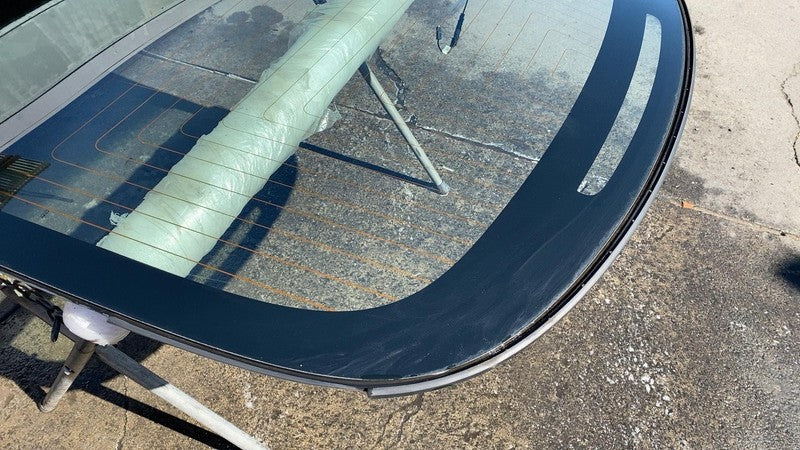 1472925 99 C ⭕ 2017-2020 Tesla Model 3 Rear Trunk Panoramic Backlite Roof Glass Back Section