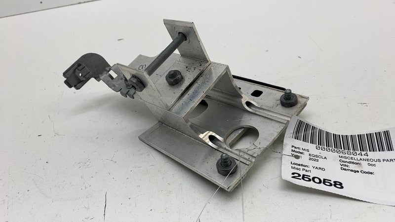 A2976203000 ⭕ 2022 Mercedes-Benz EQS 450+ V297 Front Right Lower Bracing Bracket A2976203000