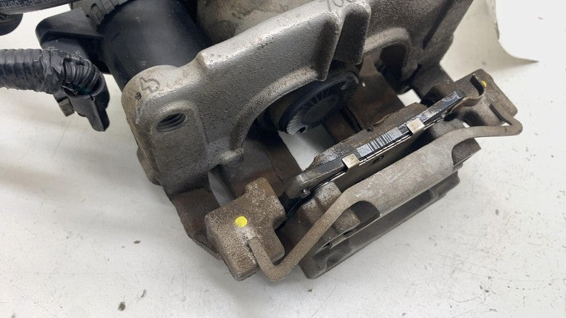 ⭕17-24 Chrysler Pacifica Rear Passenger Side Right Brake Caliper (Single Piston)