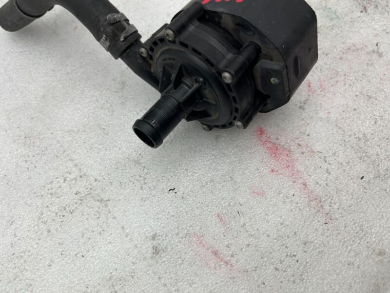 103534800G 2016-2020 Tesla Model S X Cooling System Auxiliary Water Coolant Pump FWD Assy