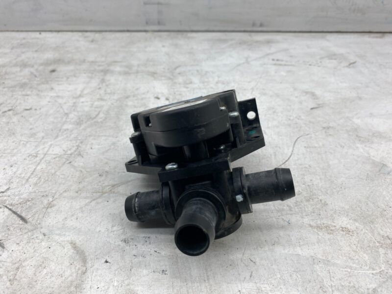 6007370-00-B 2012-2020 Tesla Model S Coolant Pump Cooling Valve Actuator 4-Way 6007370-00-B