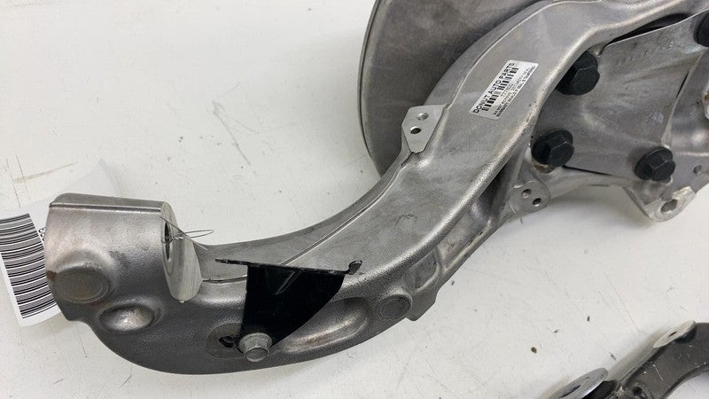 13549863 ⭕ 2025 Chevrolet Silverado 1500 Front Left Spindle Knuckle w/ Control Arm Links