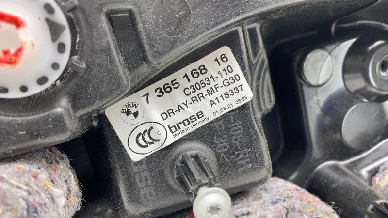 7365168 2018-2021 BMW 530e B46X Rear Passenger Side Door Panel Window Regulator Right RH