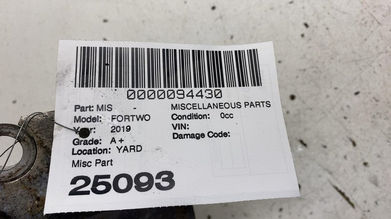 ⭕ 2019 Smart EQ Fortwo 2D Front Bumper Reinforcement Bracket Support A