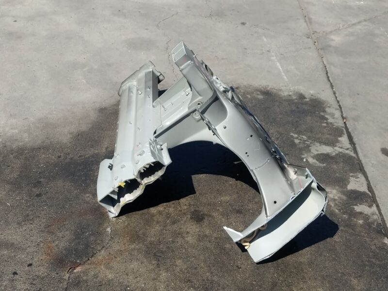 2012-2015 Tesla Model S MS Front Passenger Restyling Lift Quarter Panel Right RH