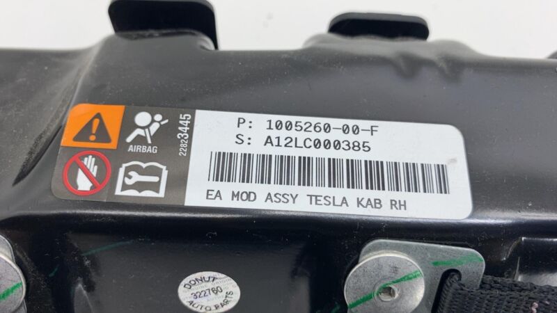 100526000F 2012-2015 Tesla Model S Front Passenger Side Lower Knee Airbag Right RH Assembly