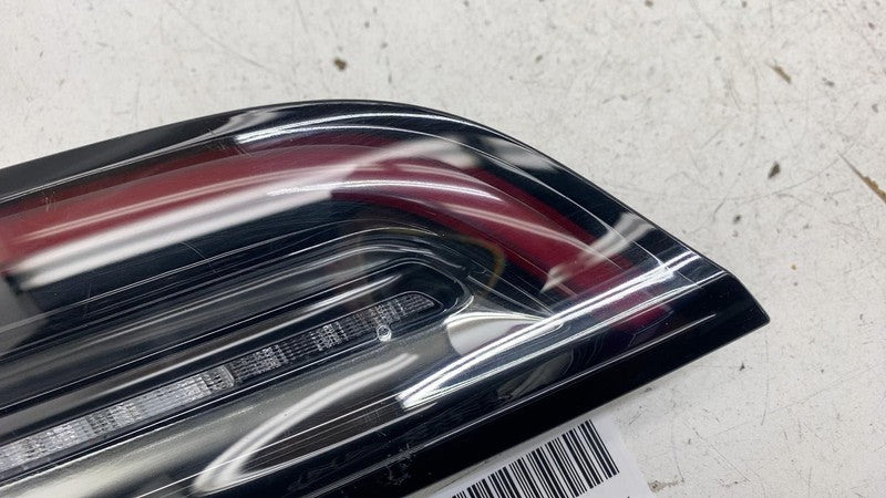 ⭕ 17-23 Model 3 Rear Left Inner Taillight LED Tail Lamp (3-Pin) LH 107