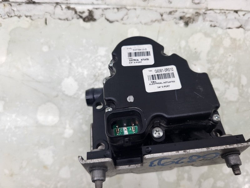 6007384 00 B 2012-2020 Tesla Model S MS 3-Way Port Coolant Valve Electric Actuator 3/4" inch