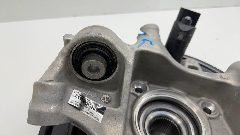 9Y0907616 ⭕2024 Porsche Cayenne Rear Left Spindle Knuckle w/ Rotor & Actuator (PARTS ONLY)