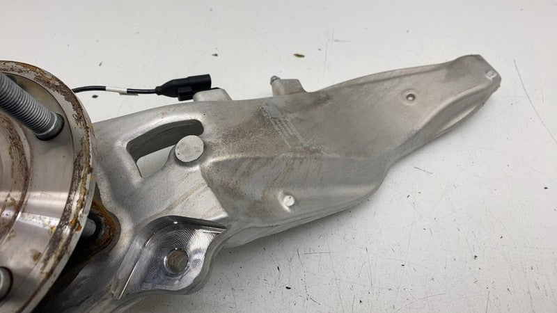 PT01271576-C ⭕ 2025 Rivian R1S Front Driver Side Spindle Knuckle & Hub Left LH PT01271576-C