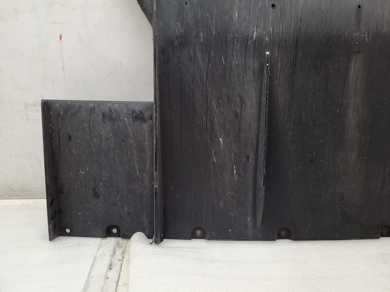 105732600B ⭕ 16-20 Model S Rear Bumper Aero Shield Cover Under Body Diffuser 1057326-00-B