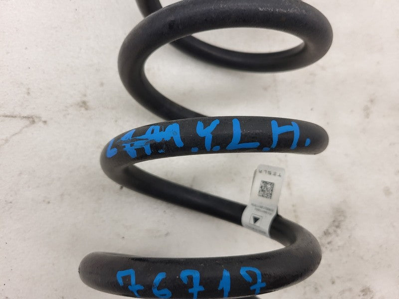 1188477 00 A 20-22 Tesla Model Y Rear Driver Suspension Coil Spring Left 95-7140 1188477-00-A