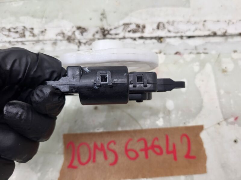2012-2020 Tesla Model S MS HVCC Heater Control Flap Motor Actuator D266-EB9AA01