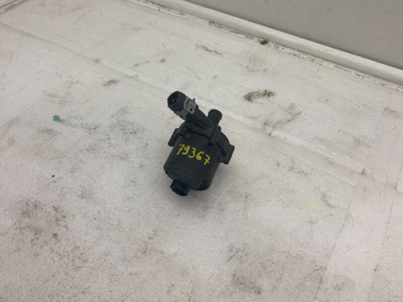 103534800G 2016-2020 Tesla Model S X Cooling System Auxiliary Water Coolant Pump FWD Assy