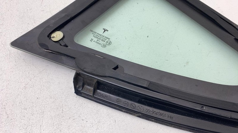 1080706-00 ⭕ 2017-2020 Tesla Model 3 M3 Rear Right Quarter Fixed Window Glass RH 1080706-00