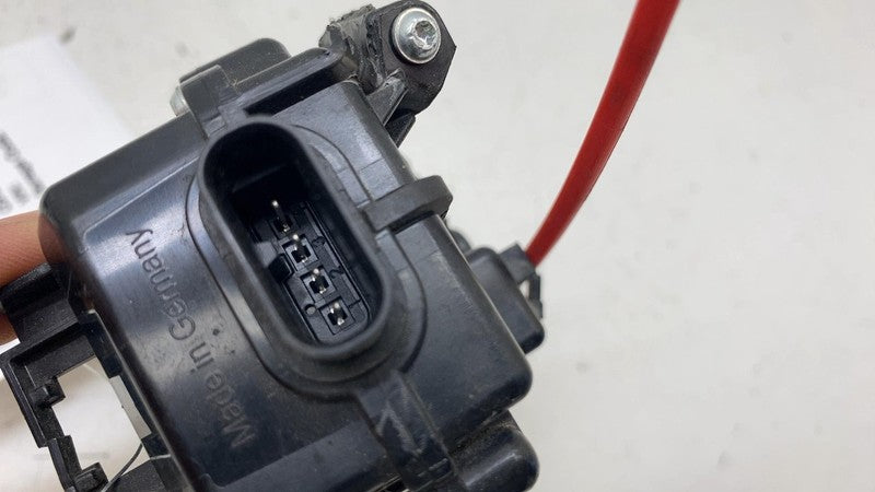 4KE861204 ⭕ 21-23 E-Tron Quattro Charge Door Lid Lock Release Actuator w/ Cable 4KE861204
