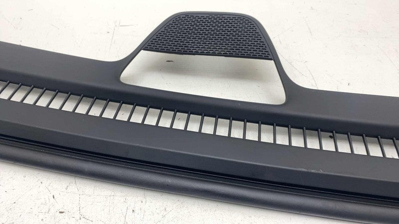 7TG23DX9 ⭕ 2017-2025 Chrysler Pacifica Dash Upper Defroster Grille Cover Panel 7TG23DX9AA