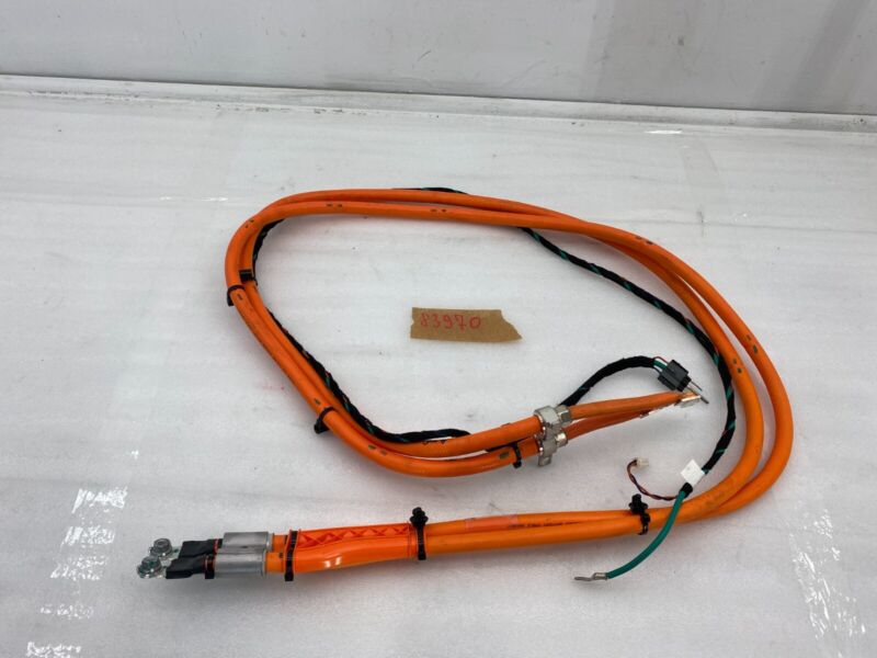 1030182 00 D 2012-2015 Tesla Model S GEN2 Rear High Voltage Junction Box to GEN1 Charge Port