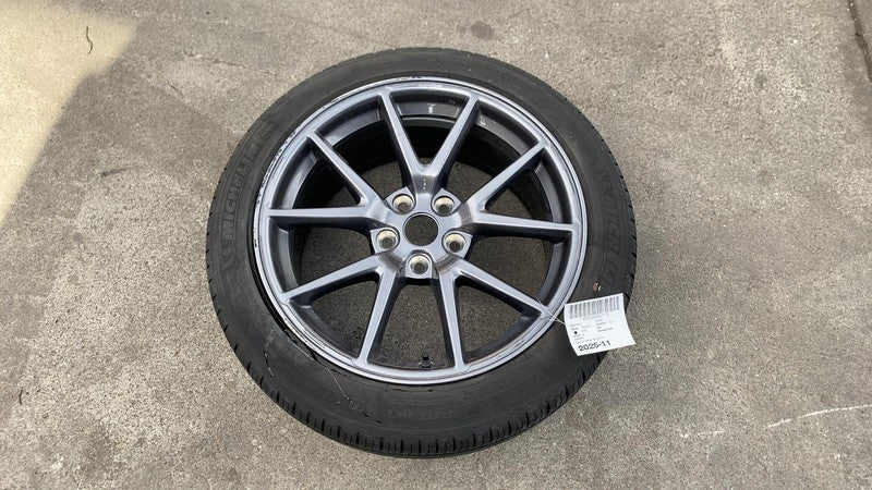 ⭕ 21-23 Model 3 Wheel Rim 18x8.5J +40MM w/ Michelin Tire 235/45 R18 10