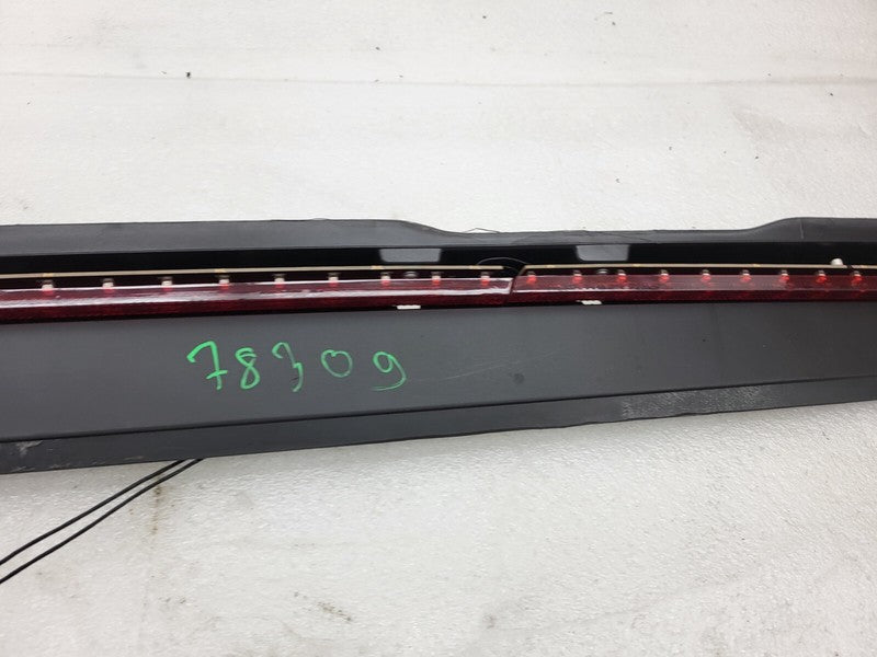 600591700D 2012-2015 Tesla Model S Rear Center High Mounted Stop Light Third 3rd Brake Assy