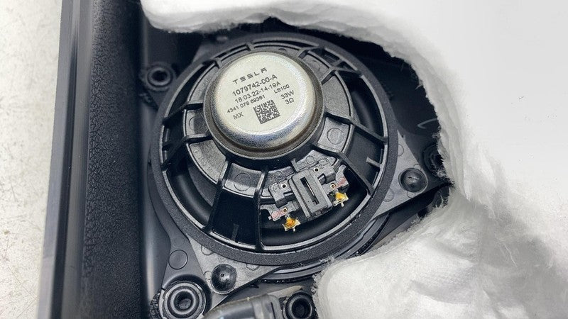 1608617-00-A ⭕ 2021-2023 Tesla Model 3 Rear Left Interior Door Panel Trim Card 1608617-00-A