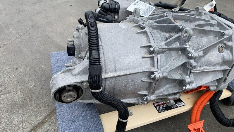 1120990 00 H 2020-2024 Tesla Model Y MY Rear Drive Unit Engine Electric Motor Low Current 3DU