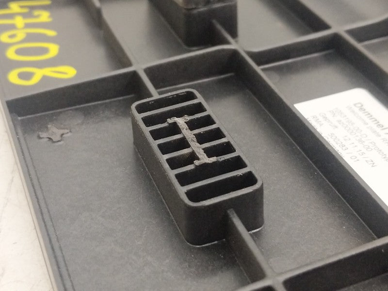 1053195 00 D ⭕ 2016-2020 Tesla Model X MX Front Right Door Welcome Plate Cover 1053195-00-D