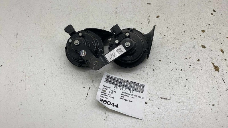 ⭕ 2017-2023 Tesla Model 3 M3 High + Low Pitch Tone Horn w/ Bracket 148