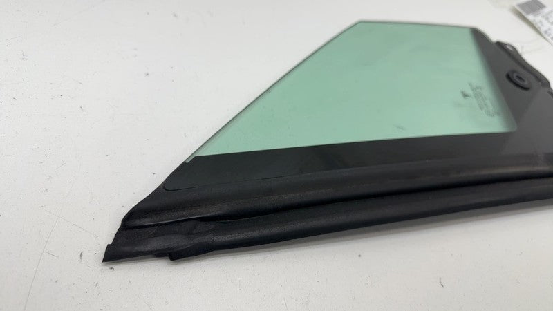 ⭕2016-2020 Tesla Model X Front Right Quarter Vent Door Window Glass 10