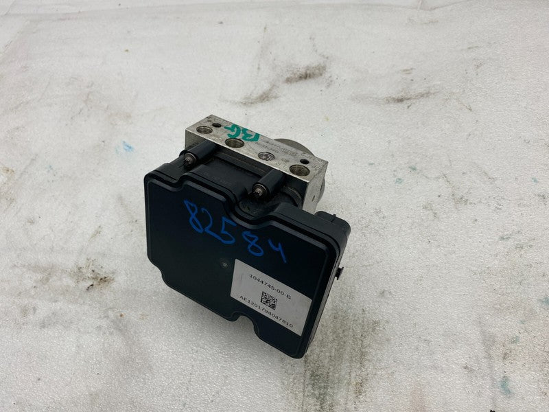 1044745 00 B ⭕ 17-23 Tesla Model 3 Anti-Lock Brake System ABS Pump Module Unit 1044745-00-B