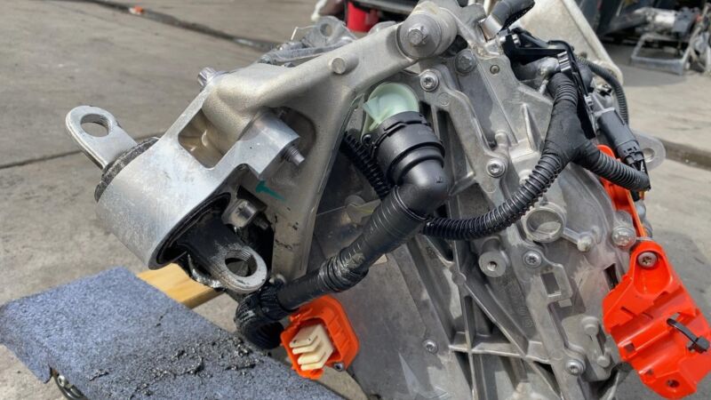1478000 01 C 2019-2020 Tesla Model X MX Engine Motor Front Raven Drive Unit (FOR PARTS ONLY)