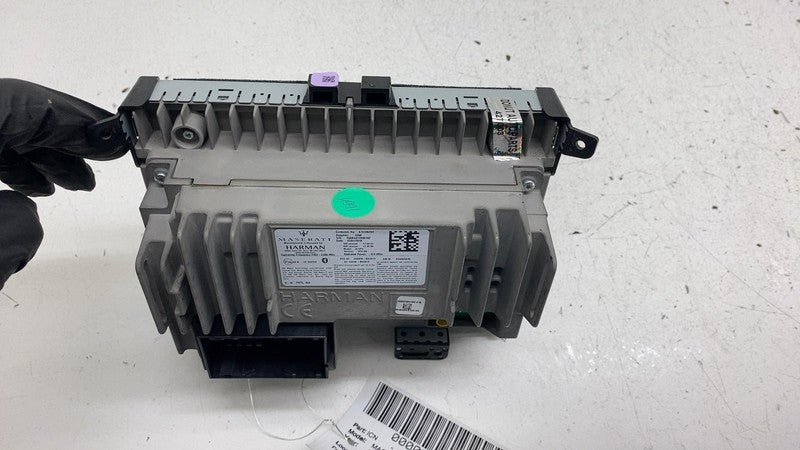 ⭕ 2017-2022 Maserati Levante Radio Display Screen Monitor and Receiver