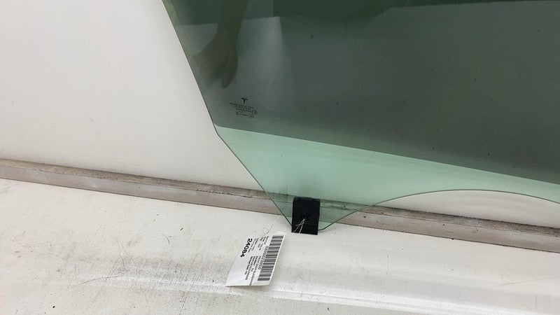 E9 43R-004530 ⭕ 2017-2019 Tesla Model 3 Front Driver Side Door Window Glass Left (Single Pane)