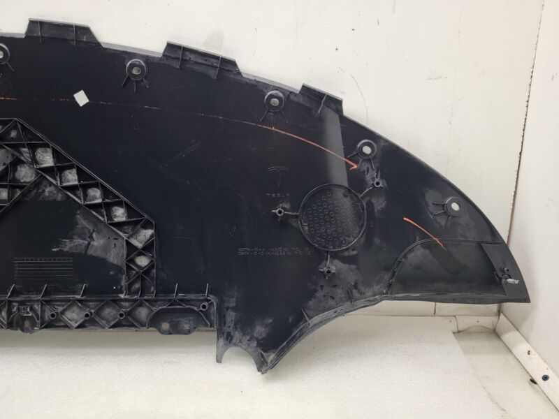 108417400D 2017-2023 Tesla Model 3 M3 Front Bumper Lower Valance Under Tray Diffuser Shield