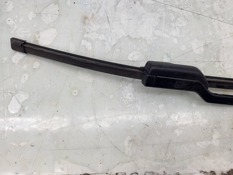 107672900C ⭕ 2017-2022 Tesla Model 3 Front Windshield Wiper Arm & Blade Right 1076729-00-C