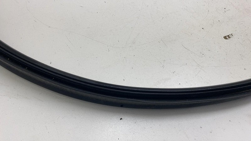 ⭕ 2021 2022 2023 Polestar 2 Rear Trunk Tailgate Weatherstrip Rubber Seal Assy