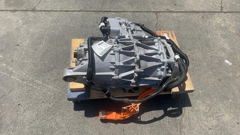 ⭕ 20-24 Model Y Rear Drive Unit Engine Motor Low Current 1120990-17-J