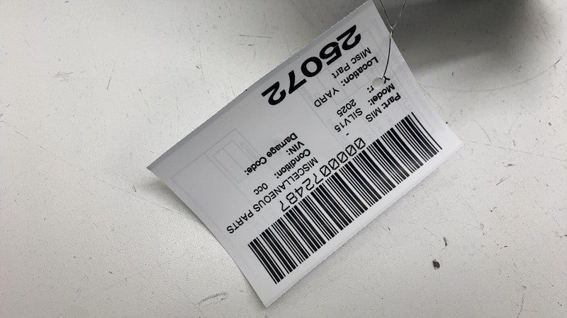 ⭕ 2025 Chevrolet Silverado 1500 Dash Center Right Side Bezel w/ Vent R