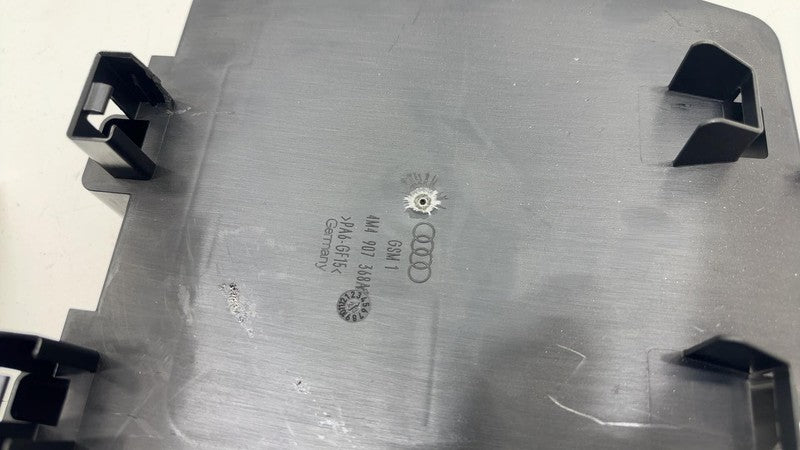 4M4 907 368 A ⭕ 2019-2024 Audi Q8 Control Unit Module Retainer Bracket Cover 4M4907368A