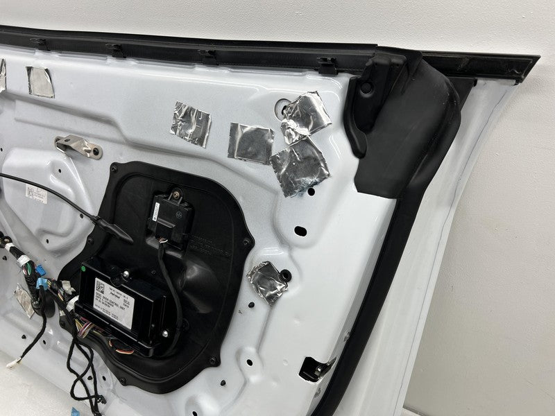 ⭕ 2016-2020 Tesla Model S Front Passenger Side Door Shell Panel Right