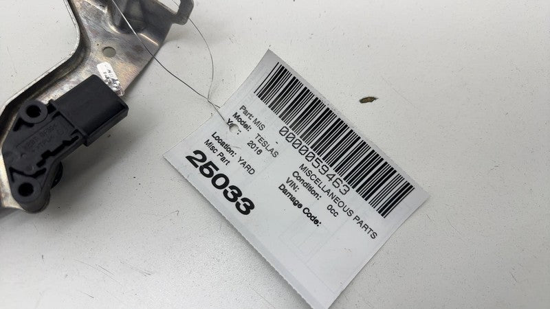 ⭕ 2016-2020 Model S X Rear Right Air Suspension Ride Height Sensor 102