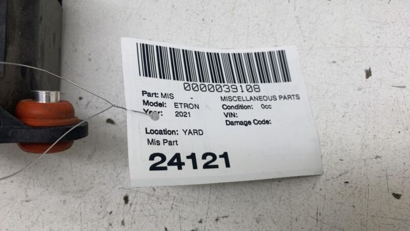 2019-2023 Audi E-Tron Battery Rear Auxiliary Water Pump w/ Bracket and Hose OEM